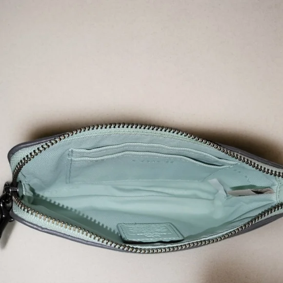 Coach Brave Wristlet - Picture 4 of 9